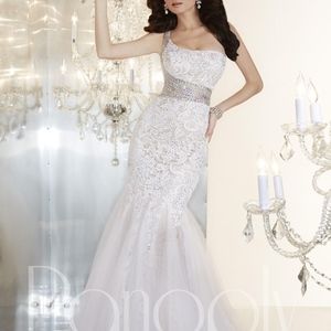 PANOPOLY DESIGNER  FORMAL GOWN